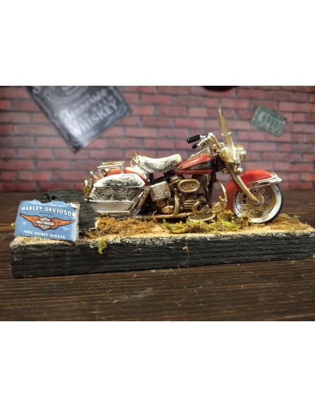 Diorama con Panhead rosso