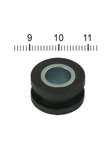 Rubber inserts with internal spacer