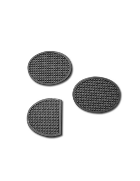 Black brake and clutch pedal mats